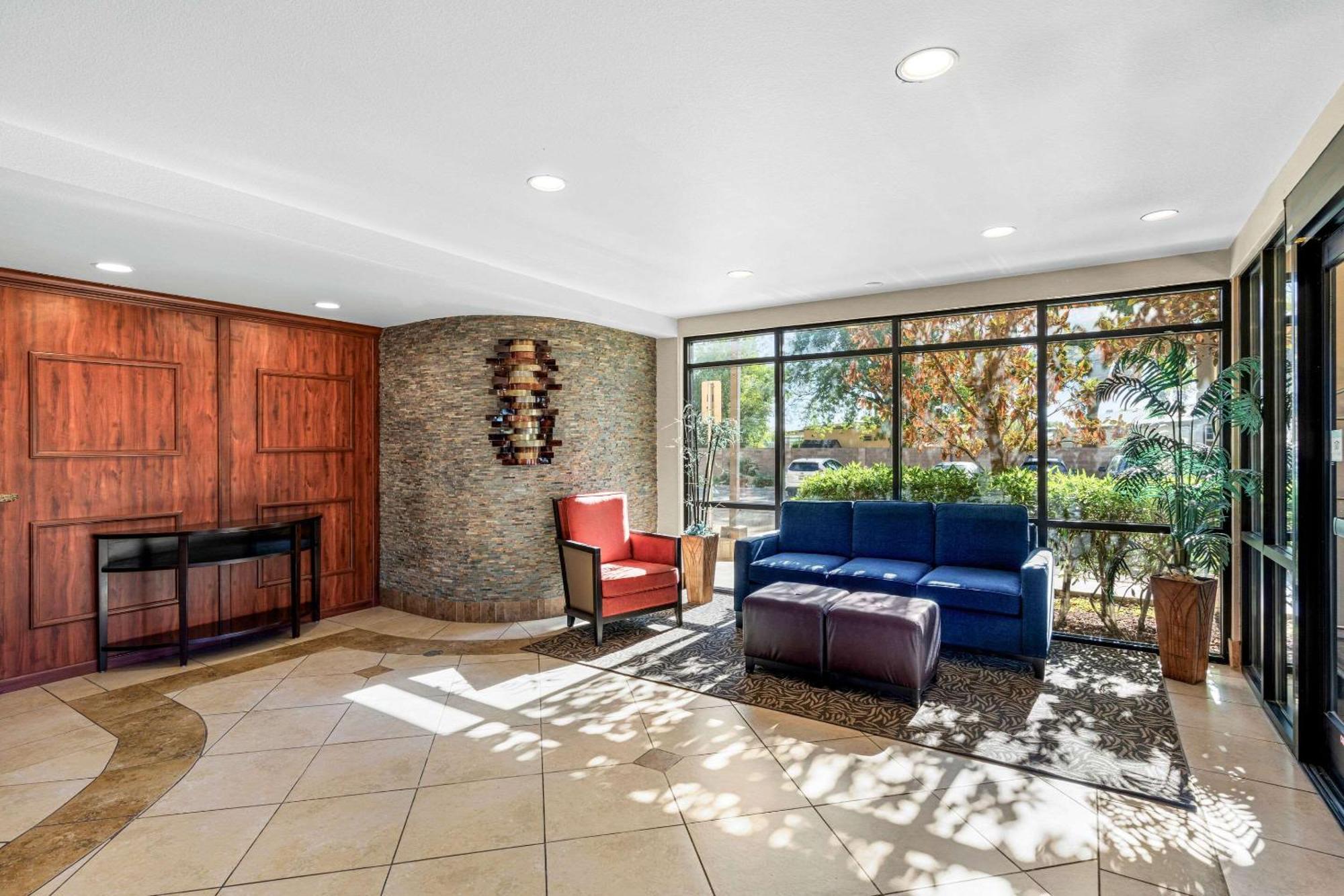 Comfort Suites Vacaville-Napa Valley Area Luaran gambar